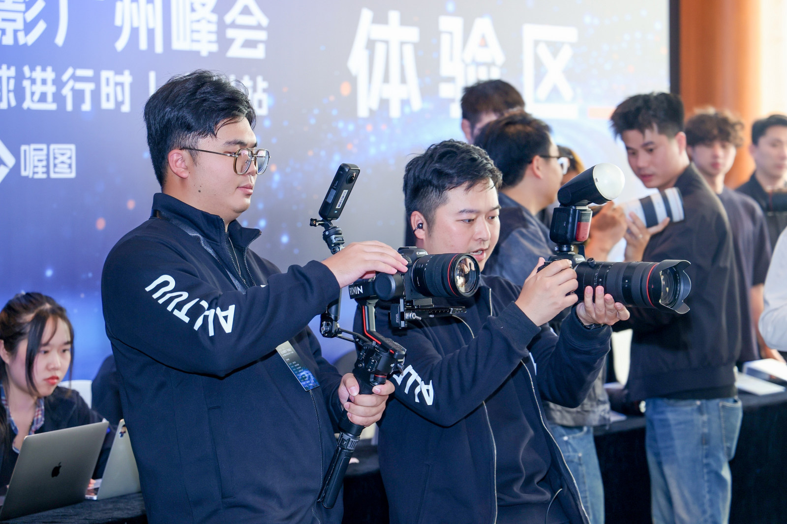 佳能 EOS × 喔图 活动摄影广州峰会 暨 喔图全球进行时丨广州站案例图11
