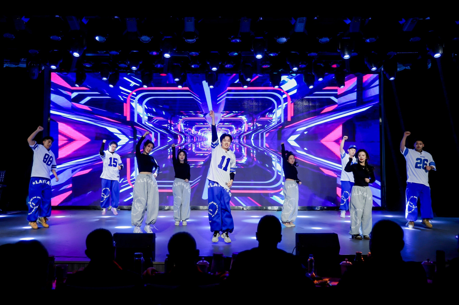 共创美好生活 共筑美好梦想
北京丰台城市更新集团丙午马年新春团拜会案例图8